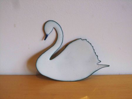 white swan wall hanging